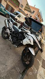 Benelli trk 502x