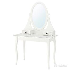 Toeletta con specchio mod. Hemnes