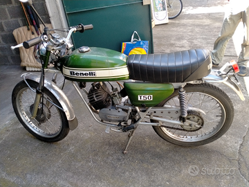 Motociclo BENELLI T50 TURISMO