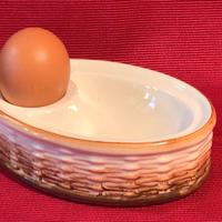 porta uovo da tavolo in ceramica primo 900