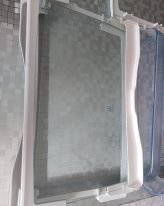 Ricambi per frigorifero Indesit