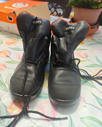 Scarpe antinfortunistiche Base S3 42 nuove