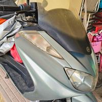 Yamaha majesty 400