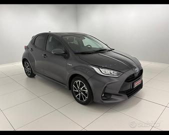 TOYOTA Yaris 1.5h Trend