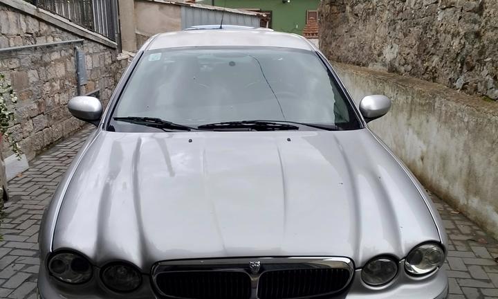 Jaguar X-Type 2.0 V6 24V