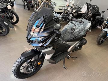 Voge Sfida SR1 ADV 125 TOTAL BLACK RATE DA 35 AL M