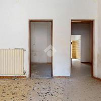 3 LOCALI A FRANCAVILLA FONTANA