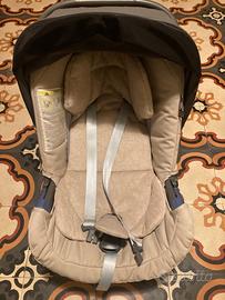 Huggy multifix Inglesia+base