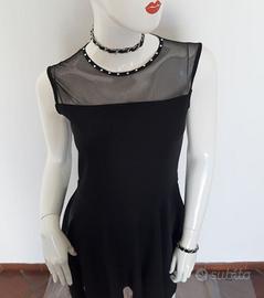 Abito nero corto spalle velate. Rinascimento(XS)
