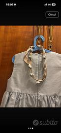Vestito elegante da cerimonia con coroncina