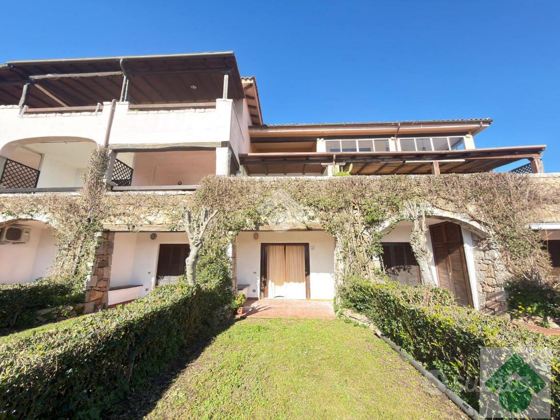 3 LOCALI A LOIRI PORTO SAN PAOLO - Vista 2