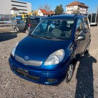Toyota Yaris Verso A21079