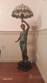 Lampada Nouveau Bronzo Patinato e Vetro Tiffany