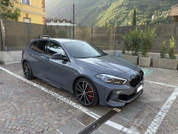 BMW  Series 1 M135i xDrive 2022 306CV Automatico