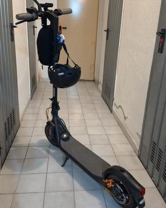 Mopattino ninebot segway F40E 