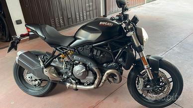 Ducati Monster 821 Dark 2018