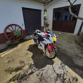 SMEMBRO Yamaha YZF r125 60th 2022