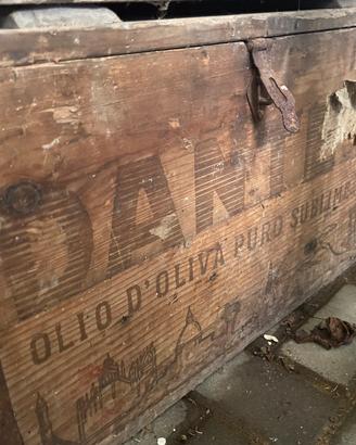 Casse originali di olio Dante