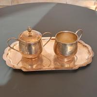 lattiera e zuccheriera antiche 