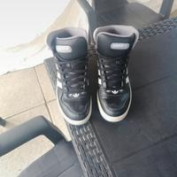 Scarpe Adidas uomo nere numero 41.5