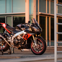 Aprilia Tuono V4 APRC