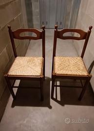 Coppia di sedie rustiche in legno massello