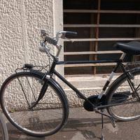 Due bici:da donna e da uomo