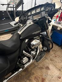 Harley Street Glide 103 FLHX 1.690 