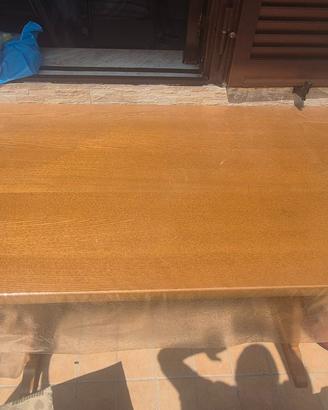 Tavolo in legno