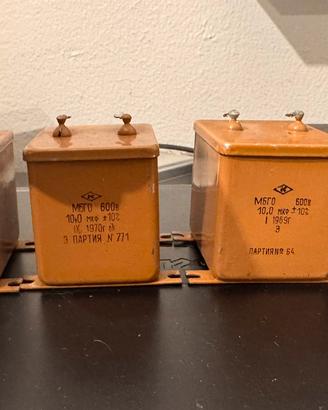 4 condensatori russi da 10uF 1969/1970