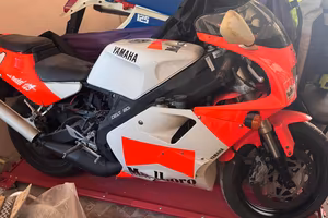 Yamaha TZR 125 R RED ROCKET