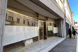 NEGOZIO A ROSSANO VENETO