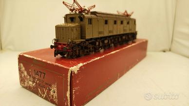 Locomotore Rivarossi E428