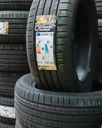 PNEUMATICI AUTO DETTAGLIO È INGROSSO
