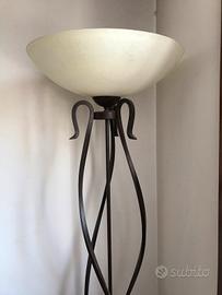 Piantana in ferro battuto