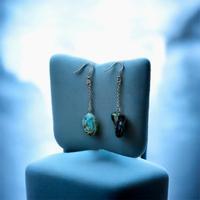 Orecchini pendenti in crisocolla e serpentino