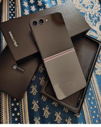 Samsung Galaxy Z Flip 5