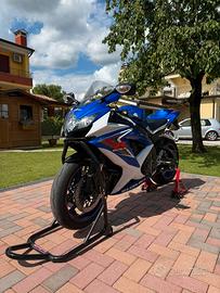 Suzuki GSX-R 750 k8