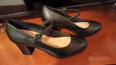 scarpe nere