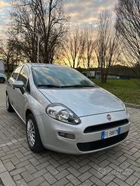 Auto Fiat Punto 1.2 Street 2016 km. 27800 €8500