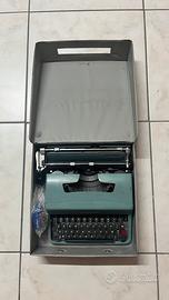 Macchina da scrivere Olivetti