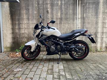 Benelli bn302