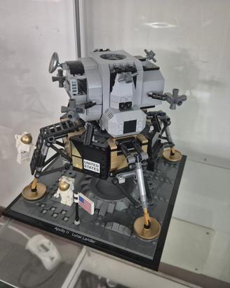 LEGO NASA Apollo 11 Lunar Lander (10266)