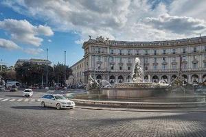 Immobile di 200 m² con più di 5 locali a Roma