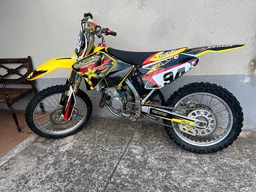 SUZUKI RM 125