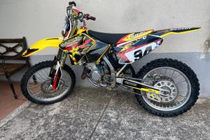 SUZUKI RM 125
