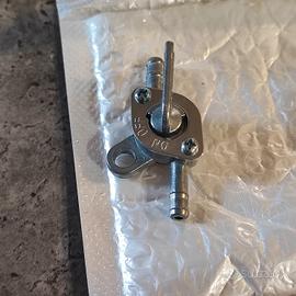 Rubinetto benzina, valvola ON/OFF attacco 6 mm