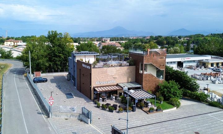 COMPLESSO A PESCHIERA DEL GARDA