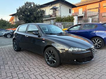 Alfa Romeo 147 1.9 JTD (120) 5 porte Progression