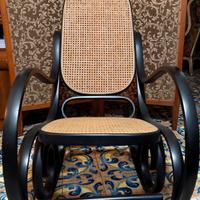 Sedia a dondolo in paglia di Vienna